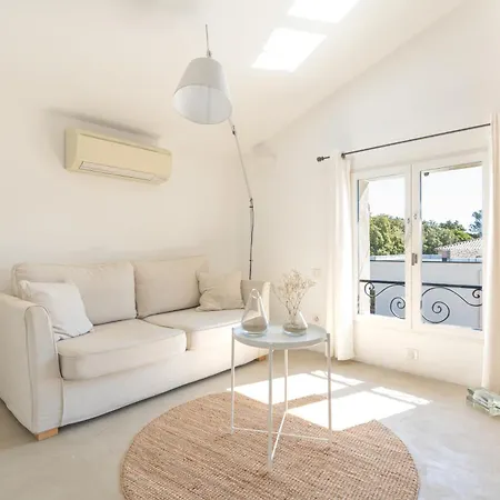 Le Sagittaire Yourhosthelper Saint-Siffret