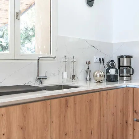 Le Sagittaire Yourhosthelper * Saint-Siffret